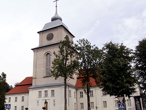 Atnaujintas Žemaičių vyskupystės muziejus vasarą kvies į varpinės bokštą, naujas erdves